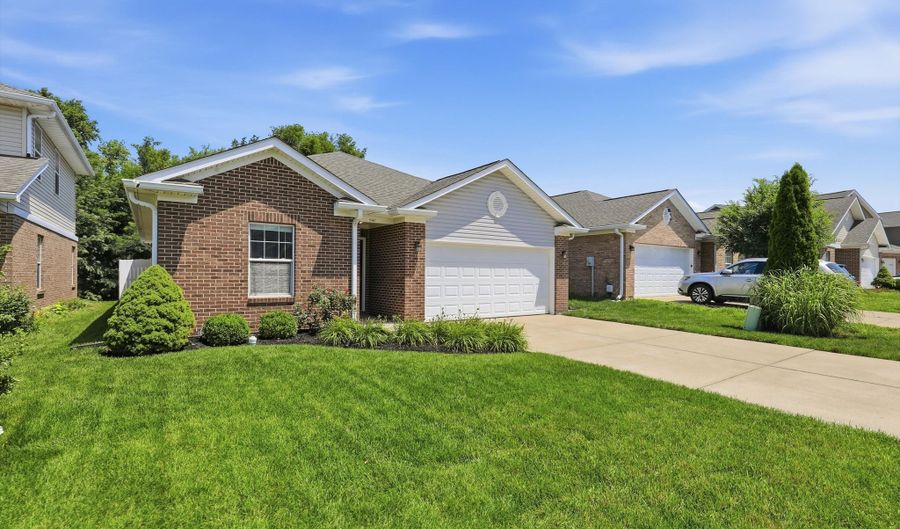 840 Baden Manor Dr, Indianapolis, IN 46217 - 3 Beds, 2 Bath