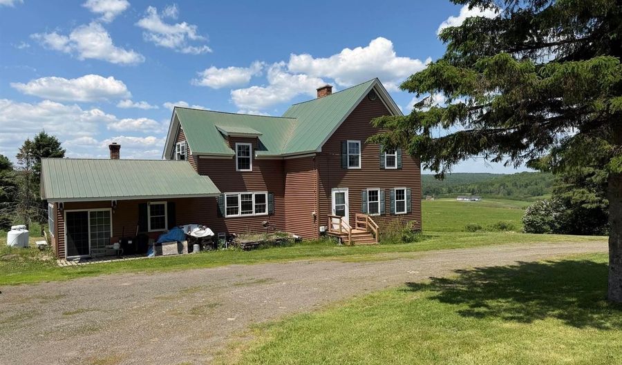 664 Frenchville Rd, Ashland, ME 04732 - 3 Beds, 1 Bath