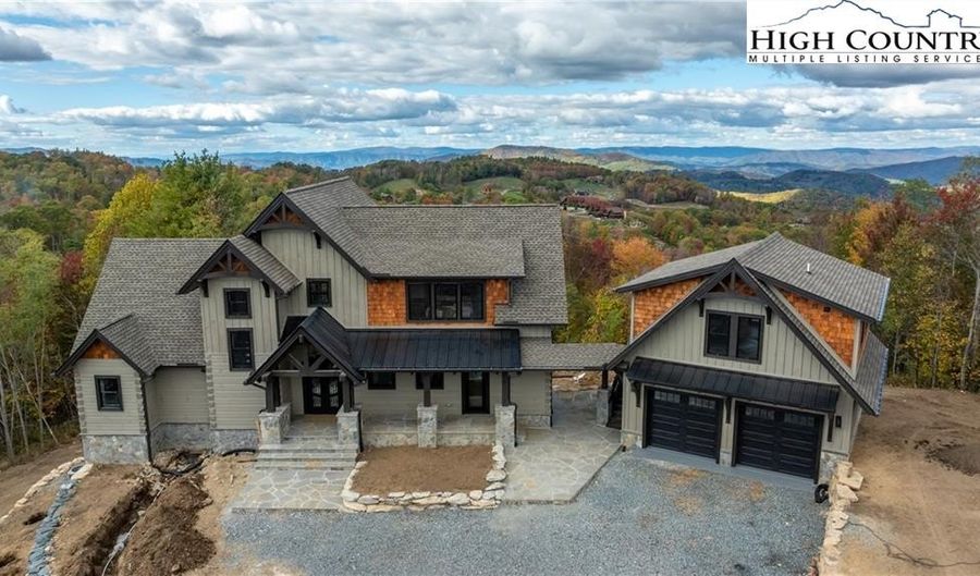 617 Eagle Creek Trl, Banner Elk, NC 28604 - 4 Beds, 5 Bath