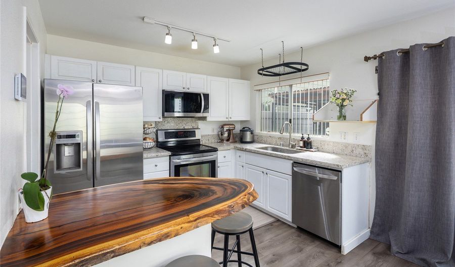 91-1022 Hoomaka St 83, Ewa Beach, HI 96706 - 3 Beds, 3 Bath