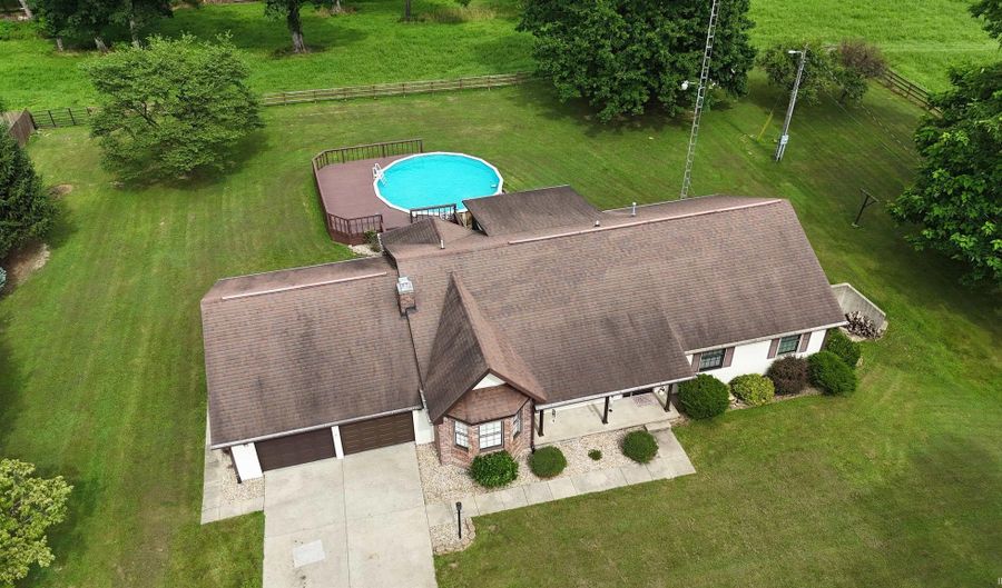 1102 Brown Station Rd, Bedford, IN 47421 - 3 Beds, 2 Bath