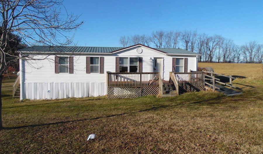 333 Country Ln, Chilhowie, VA 24319 - 3 Beds, 2 Bath