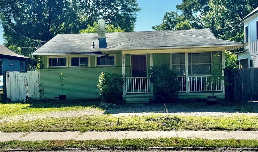 1704 Hawthorne Ln, Charlotte, NC 28205 - 0 Beds, 0 Bath