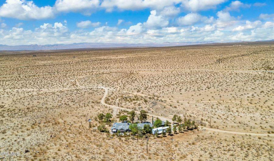 5000 Galileo Hl, California City, CA 93505 - 5 Beds, 6 Bath