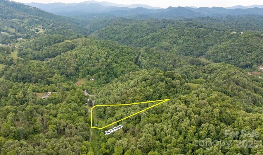 522 Deyton Rd, Bakersville, NC 28705 - 0 Beds, 0 Bath