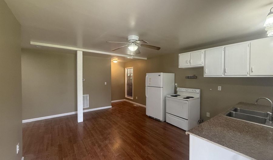 215 Brian Dr B1, Ardmore, AL 35739 - 2 Beds, 1 Bath