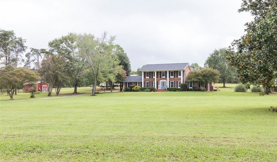 2001 Burns Bridge Rd, Anderson, SC 29625 - 4 Beds, 4 Bath