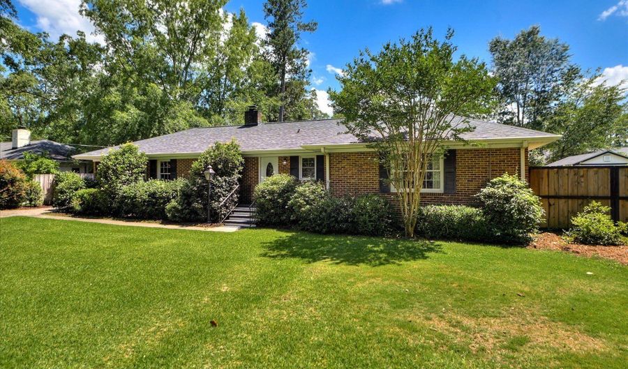 215 Barnard Ave SE, Aiken, SC 29801 - 3 Beds, 2 Bath