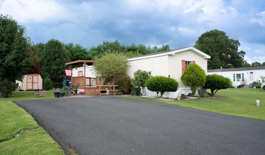 14 MARCELLA St, Georgetown, DE 19947 - 3 Beds, 2 Bath