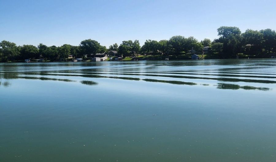 205 Cedar Circle Ter, Alma, KS 66401 - 2 Beds, 1 Bath