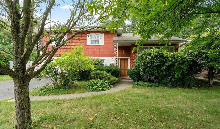 23 Colonial Ave, Albany, NY 12203 - 4 Beds, 5 Bath