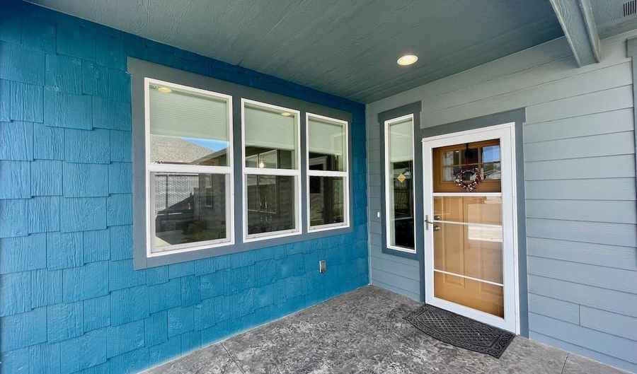 503 Grader Ct, Benton City, WA 99320 - 3 Beds, 3 Bath