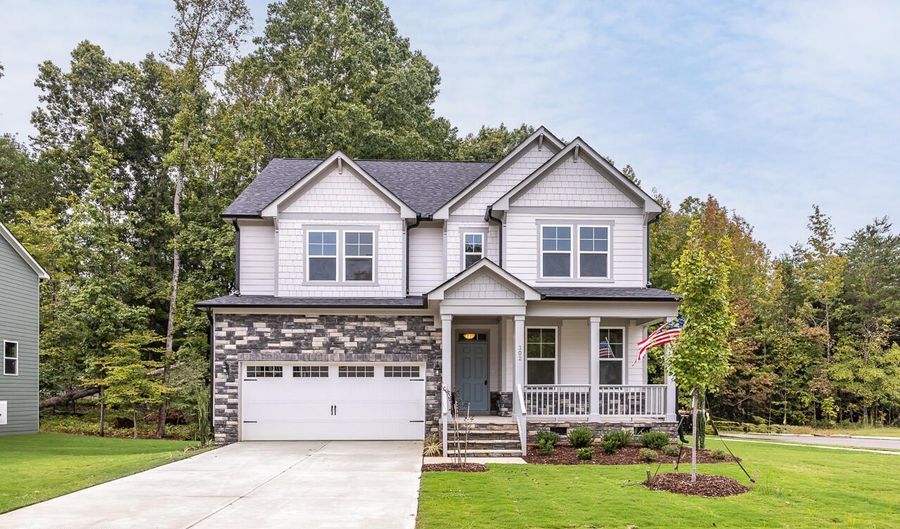 315 Queensferry Ln, Aberdeen, NC 28315 - 5 Beds, 4 Bath