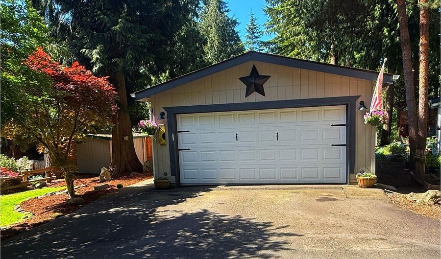 32700 SE LEEWOOD Ln 102, Boring, OR 97009 - 3 Beds, 2 Bath