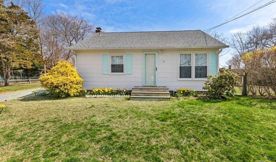 91 Hedges Ln, Amagansett, NY 11937 - 3 Beds, 2 Bath