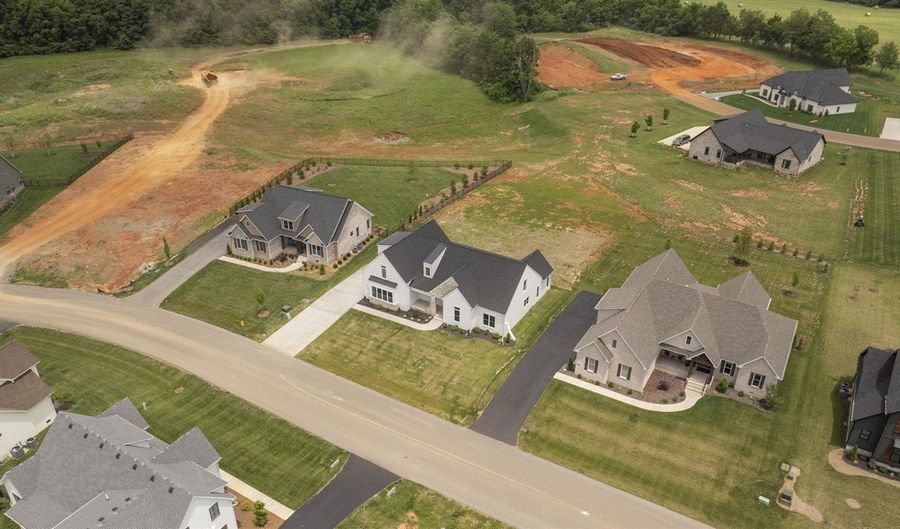 9180 Hermitage Ln, Alvaton, KY 42122 - 5 Beds, 3 Bath