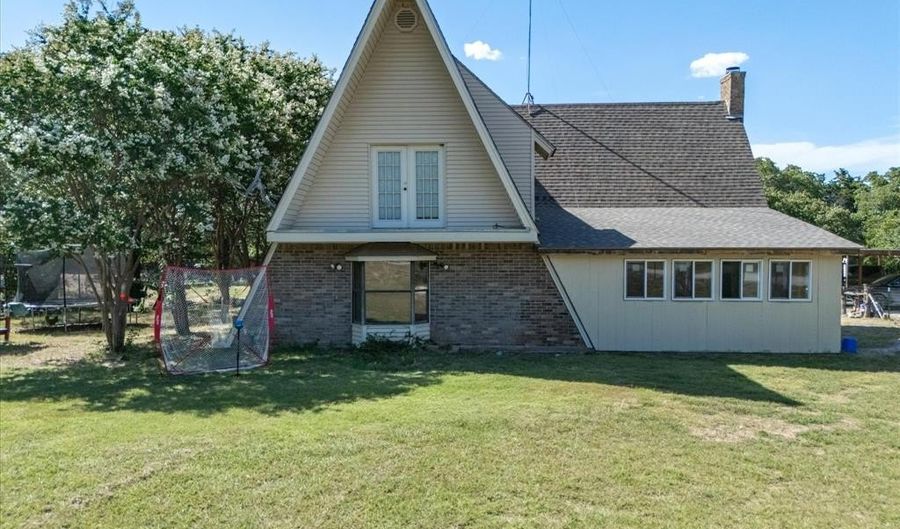1276 County Road 1480, Alvord, TX 76225 - 3 Beds, 2 Bath