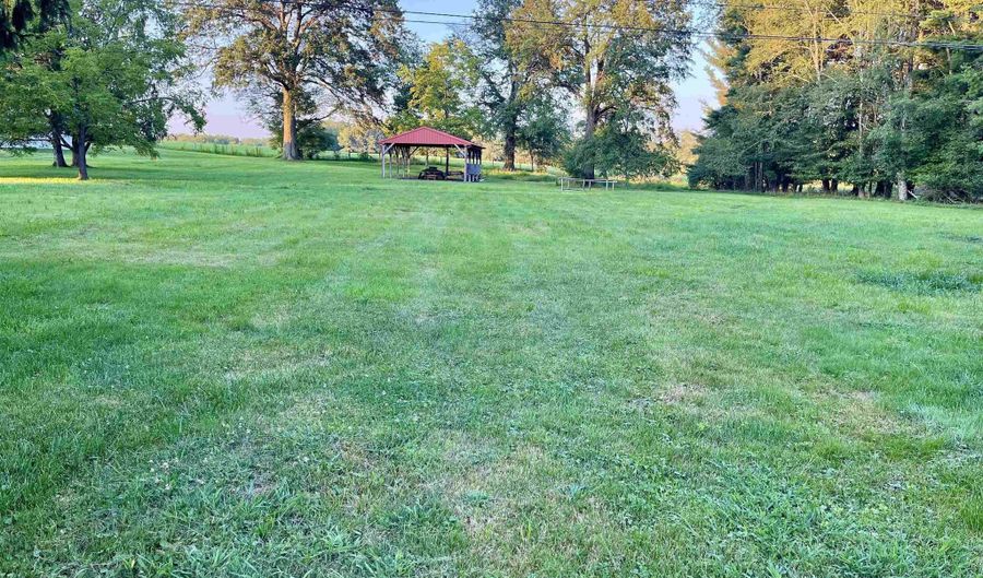 200 BB Rd, Arthurdale, WV 26520 - 4 Beds, 2 Bath