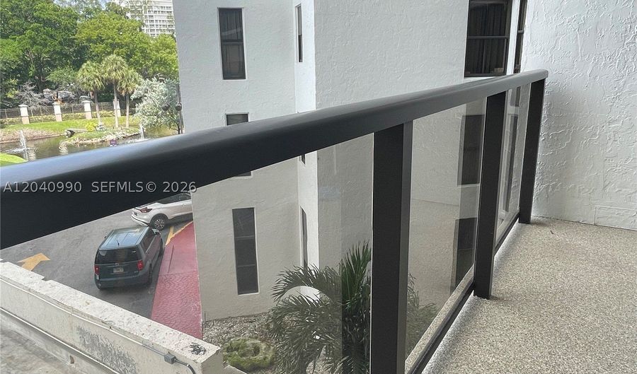 18181 NE 31st Ct 305, Aventura, FL 33160 - 2 Beds, 2 Bath