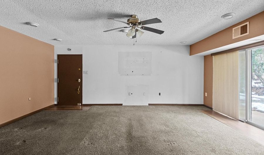 5219 NEWTON St #T-3, Bladensburg, MD 20710 - 2 Beds, 1 Bath