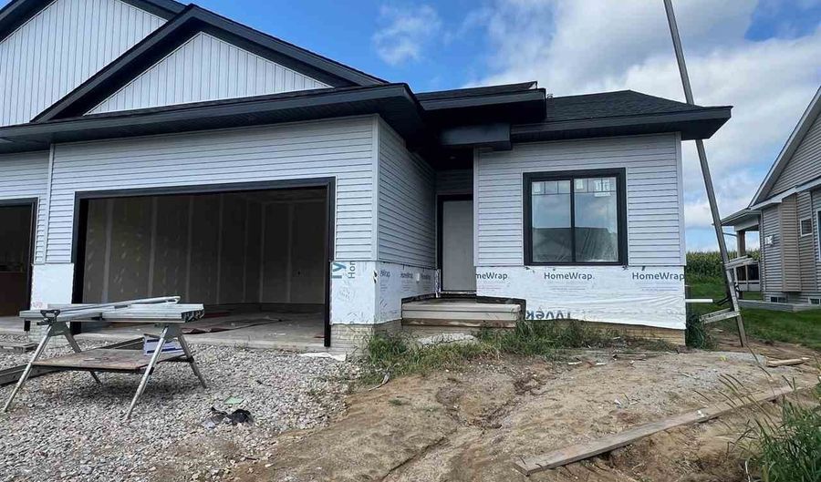1222 Berkshire Ln, North Liberty, IA 52317 - 4 Beds, 3 Bath