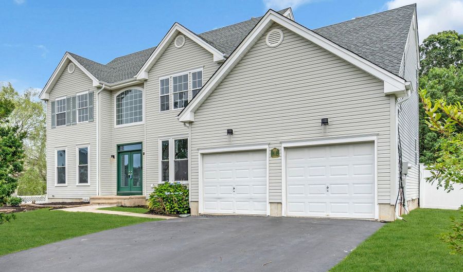 3 Whisper Way, Barnegat, NJ 08005 - 4 Beds, 4 Bath