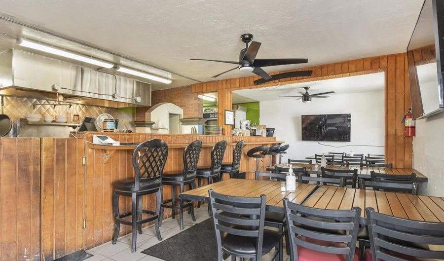 1015 Grand Avenue 17, Spring Valley, CA 91977 - 6 Beds, 0 Bath