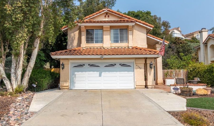 9702 Avenida Ricardo, Spring Valley, CA 91977 - 3 Beds, 3 Bath