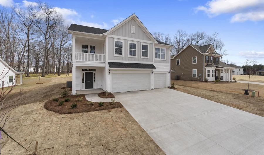 4414 Storehouse Run, Boiling Springs, SC 29316 - 5 Beds, 4 Bath
