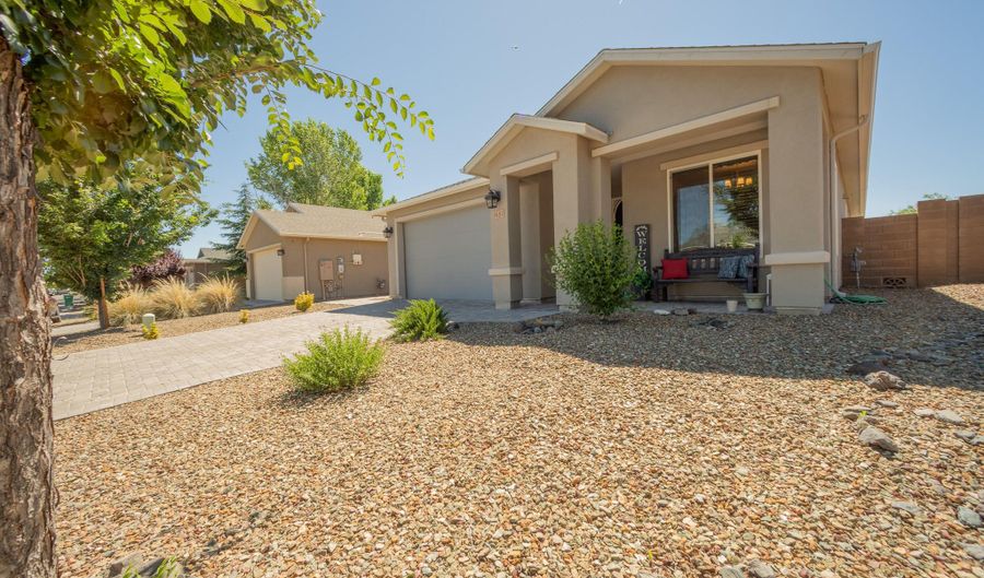 1651 Stratford Pl, Chino Valley, AZ 86323 - 3 Beds, 2 Bath