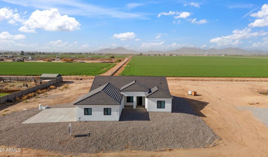 22103 W HARWELL Rd, Buckeye, AZ 85326 - 4 Beds, 4 Bath