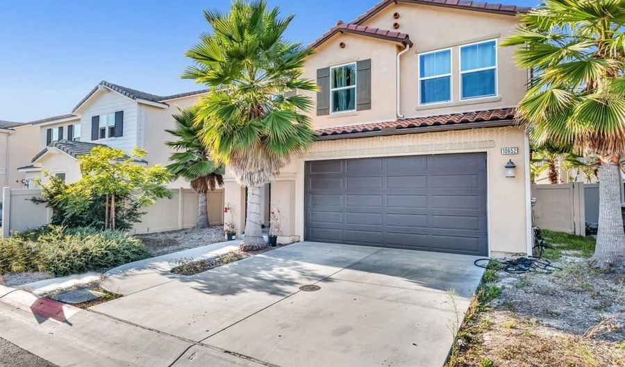 10652 Busch St, Spring Valley, CA 91978 - 5 Beds, 3 Bath