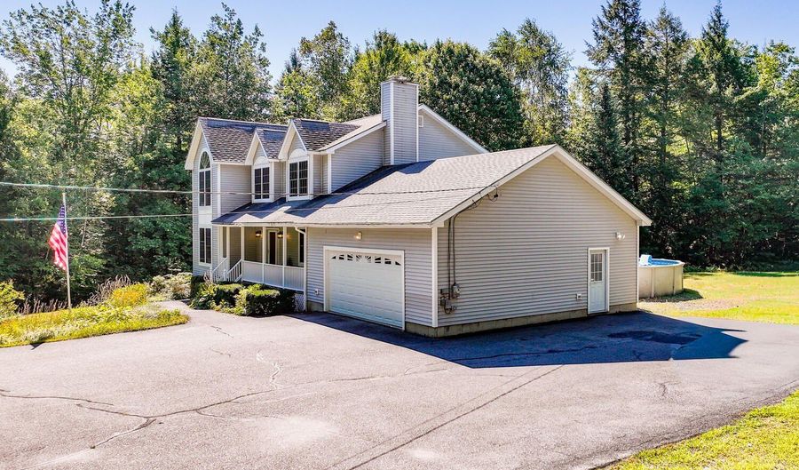 290 Castle Island Rd, Belgrade, ME 04917 - 4 Beds, 4 Bath