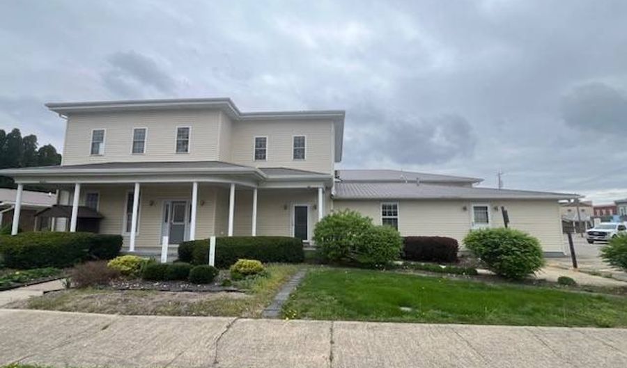 120 S Locust, Arcola, IL 61910 - 13 Beds, 11 Bath