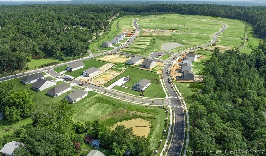 1052 Misty Creek Dr, Aberdeen, NC 28315 - 4 Beds, 3 Bath