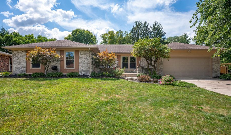 747 Yosemite Dr, Indianapolis, IN 46217 - 3 Beds, 2 Bath