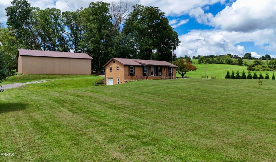 1020 Pigeon Hollow Rd, Afton, TN 37616 - 3 Beds, 2 Bath