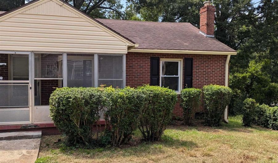507 Carver St, Anderson, SC 29624 - 4 Beds, 2 Bath