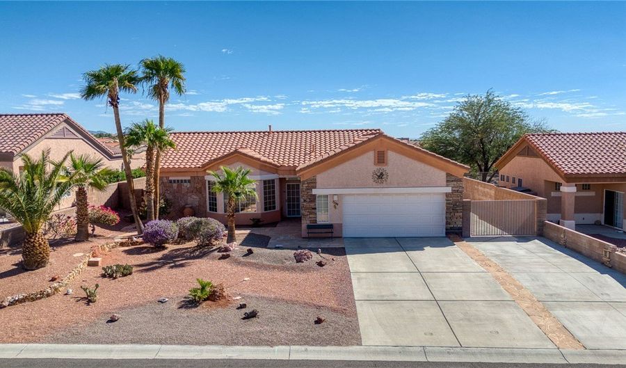 2290 Starflower Trl, Bullhead City, AZ 86442 - 1 Beds, 2 Bath