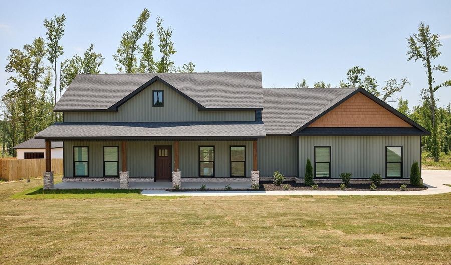 10581 W Miller Sardis Rd, Bauxite, AR 72011 - 3 Beds, 2 Bath