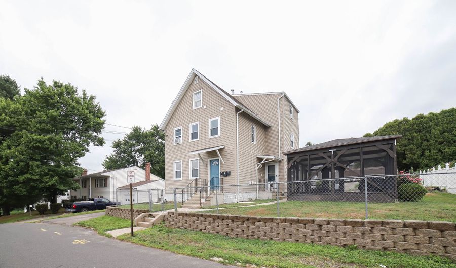 56 N Spring St 2, Ansonia, CT 06401 - 1 Beds, 1 Bath