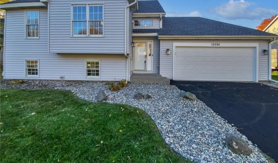 12595 Driftwood Ct, Apple Valley, MN 55124 - 4 Beds, 2 Bath