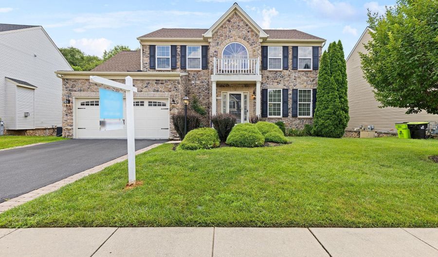 209 OAK VALLEY Dr, Bel Air, MD 21014 - 4 Beds, 4 Bath