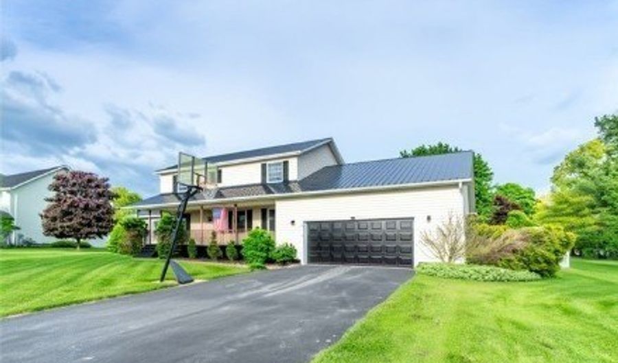 1 Carol Dr, Adams, NY 13605 - 4 Beds, 3 Bath