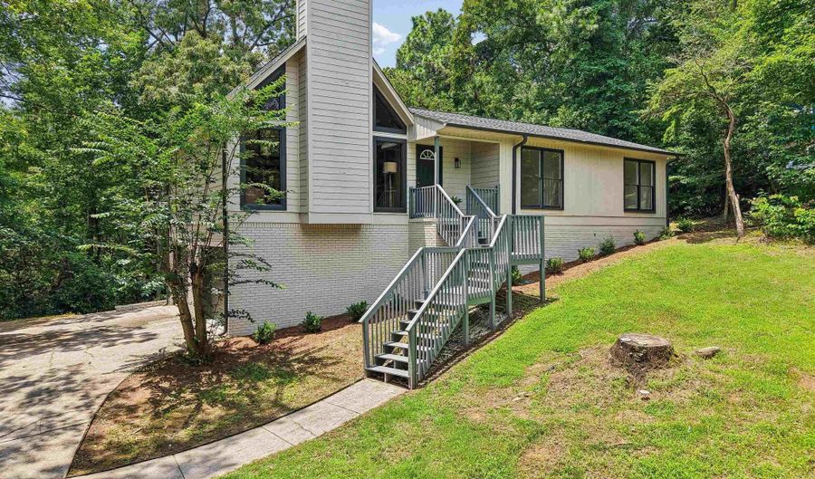 112 WHITECAP Cir, Alabaster, AL 35007 - 4 Beds, 4 Bath