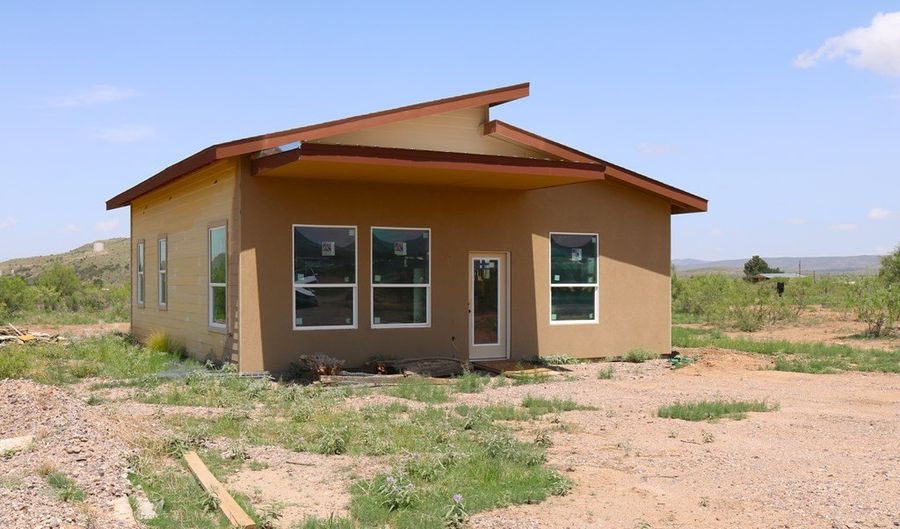 416 Sagebrush Rd, Alpine, TX 79830 - 2 Beds, 2 Bath