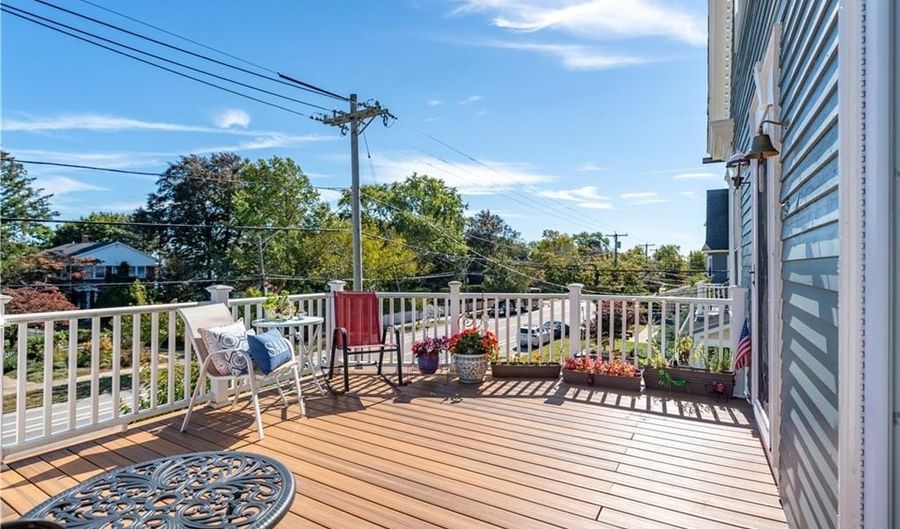 1291 Narragansett Blvd 4, Cranston, RI 02905 - 1 Beds, 1 Bath