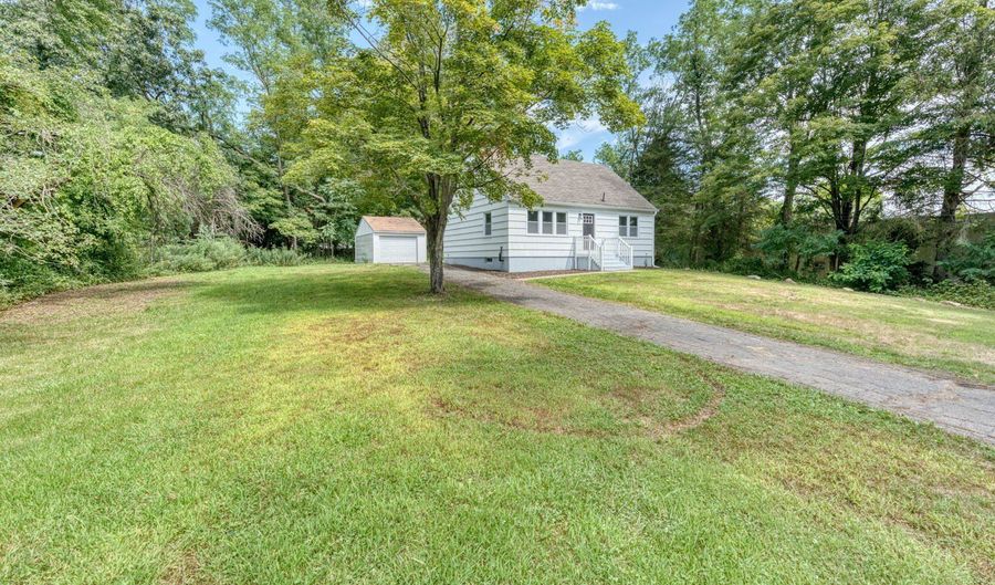 29 Mines Rd, Bristol, CT 06010 - 4 Beds, 2 Bath
