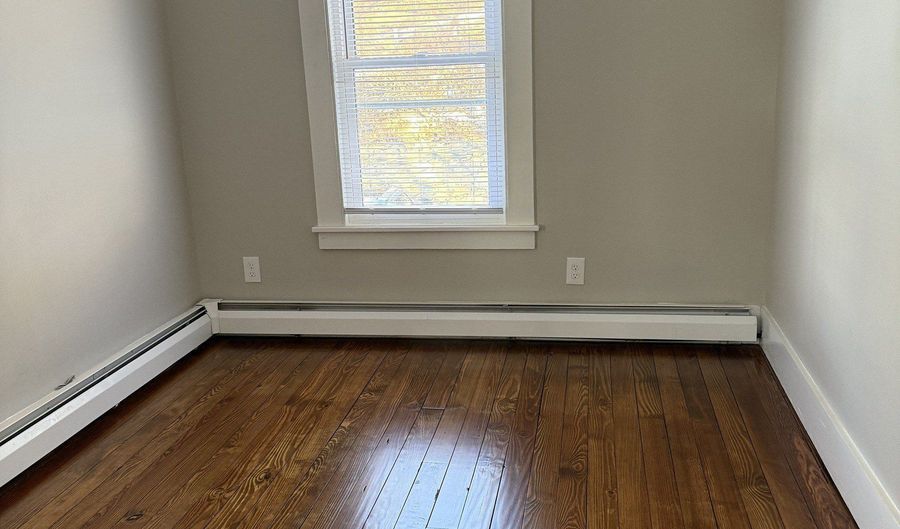 57 Ingraham St, Bristol, CT 06010 - 3 Beds, 2 Bath