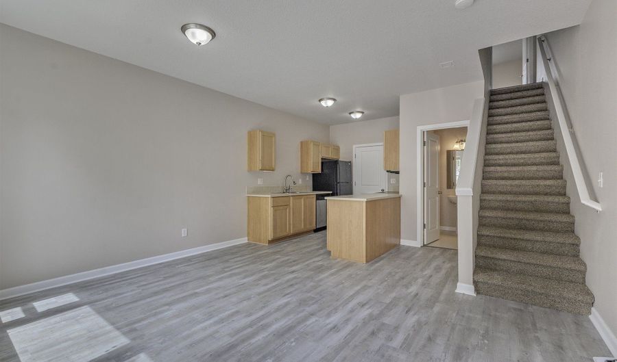 18475 SW ANNAMAE Ln, Beaverton, OR 97003 - 2 Beds, 3 Bath